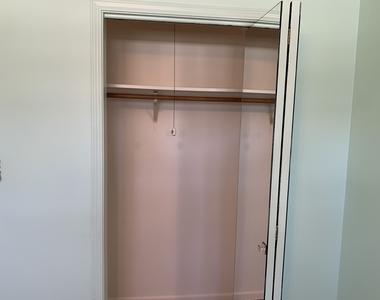 7609 Hayenga Lane - Photo Thumbnail 10