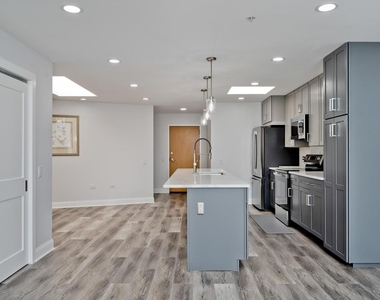 1800 Dewes Street - Photo Thumbnail 6