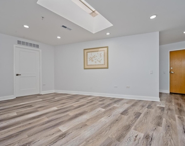 1800 Dewes Street - Photo Thumbnail 12