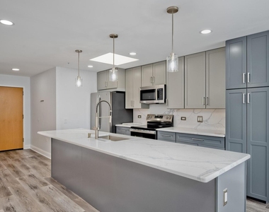 1800 Dewes Street - Photo Thumbnail 7