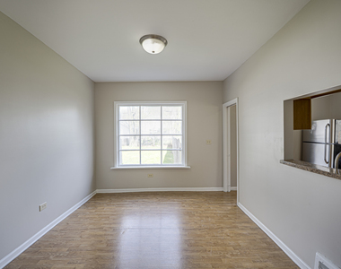 371 Cedar Street - Photo Thumbnail 7