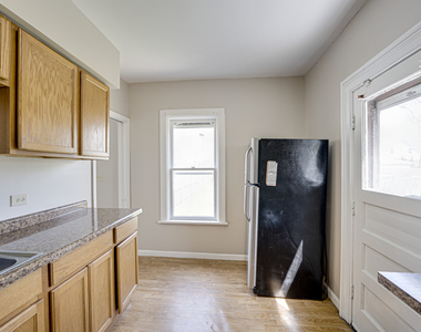 371 Cedar Street - Photo Thumbnail 11