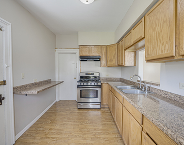 371 Cedar Street - Photo Thumbnail 9