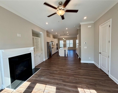 324 Overture Court Se - Photo Thumbnail 5