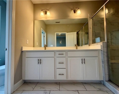 324 Overture Court Se - Photo Thumbnail 11