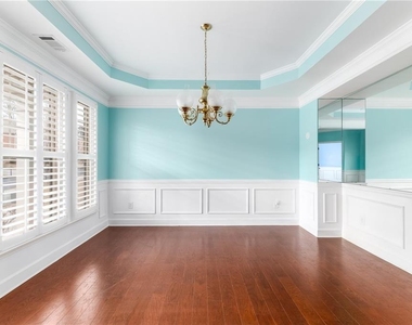 2331 Northmont Parkway - Photo Thumbnail 7
