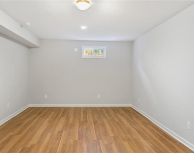 2295 Brandon Court - Photo Thumbnail 31