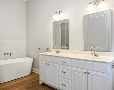2295 Brandon Court - Photo Thumbnail 21