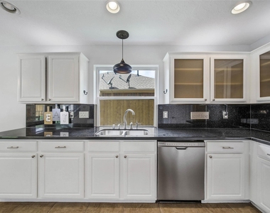 16731 Creek Trail - Photo Thumbnail 15