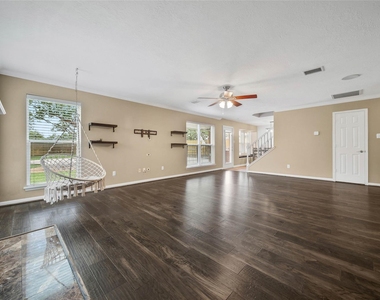 16731 Creek Trail - Photo Thumbnail 10