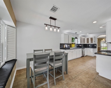 16731 Creek Trail - Photo Thumbnail 12