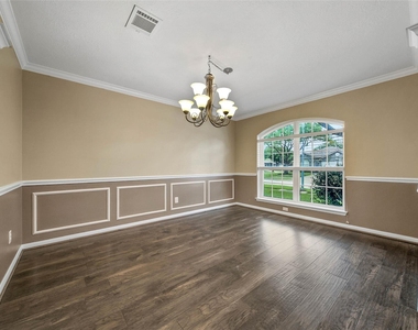 16731 Creek Trail - Photo Thumbnail 7
