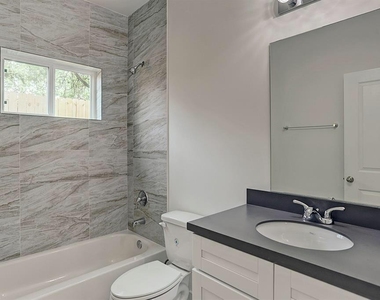 6712 Cohn Street - Photo Thumbnail 7