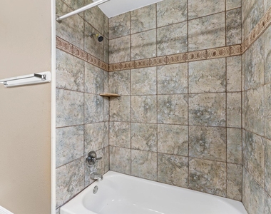 5646 Belmark Street - Photo Thumbnail 12