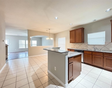1323 Maple Ace Drive - Photo Thumbnail 5