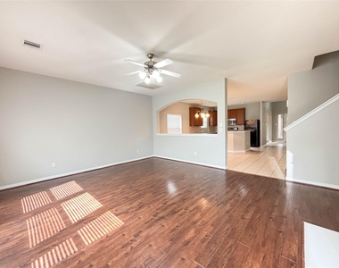 1323 Maple Ace Drive - Photo Thumbnail 10