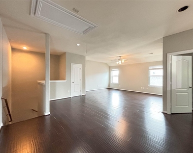 1323 Maple Ace Drive - Photo Thumbnail 19
