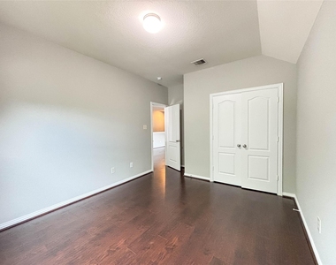 1323 Maple Ace Drive - Photo Thumbnail 23