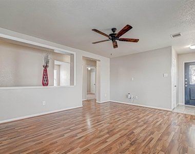 22138 Orchard Dale Drive - Photo Thumbnail 4