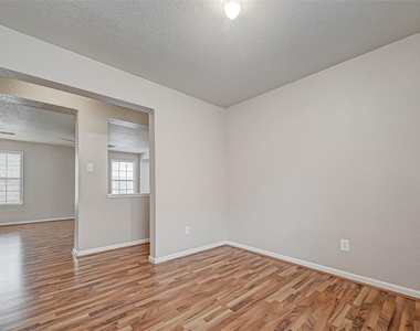 22138 Orchard Dale Drive - Photo Thumbnail 11