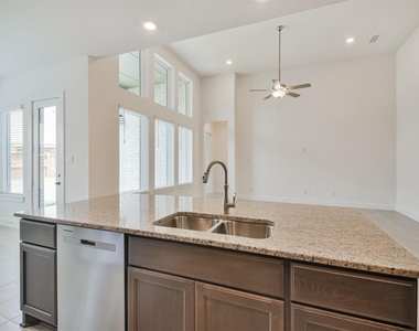 7216 Stillmeadow Grove Drive - Photo Thumbnail 12