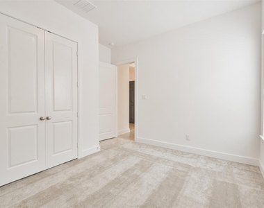 7216 Stillmeadow Grove Drive - Photo Thumbnail 35