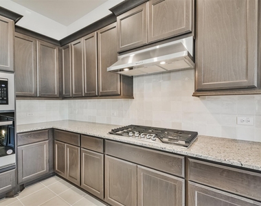 7216 Stillmeadow Grove Drive - Photo Thumbnail 11