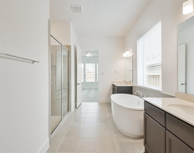 7216 Stillmeadow Grove Drive - Photo Thumbnail 23
