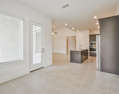 7216 Stillmeadow Grove Drive - Photo Thumbnail 16