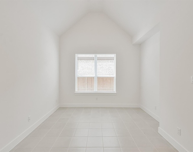 7216 Stillmeadow Grove Drive - Photo Thumbnail 17