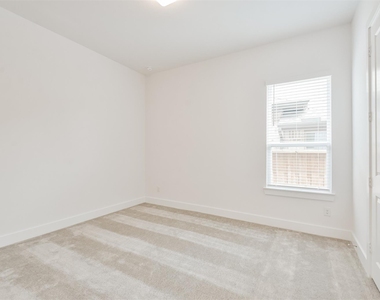 7216 Stillmeadow Grove Drive - Photo Thumbnail 27