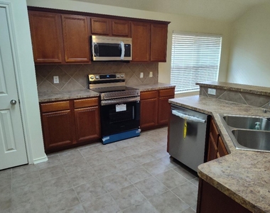 6327 Bonnie Chase Lane - Photo Thumbnail 12
