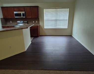 6327 Bonnie Chase Lane - Photo Thumbnail 13