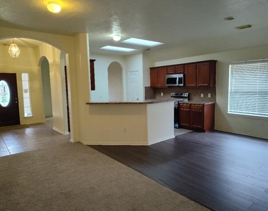 6327 Bonnie Chase Lane - Photo Thumbnail 8