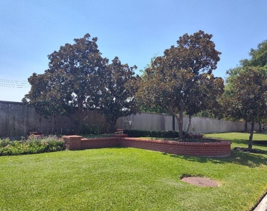 6327 Bonnie Chase Lane - Photo Thumbnail 3
