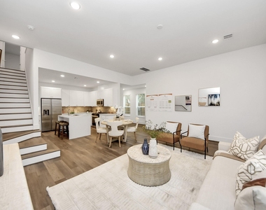 7504 Carver Road - Photo Thumbnail 7