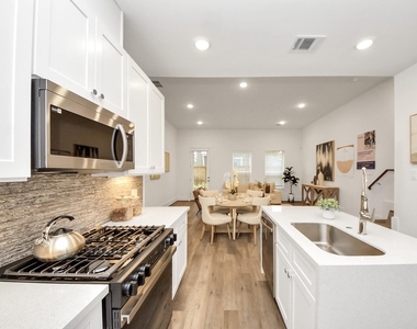 7504 Carver Road - Photo Thumbnail 18