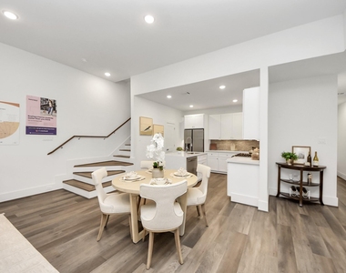 7504 Carver Road - Photo Thumbnail 6