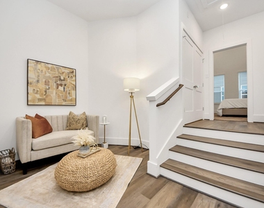 7504 Carver Road - Photo Thumbnail 22