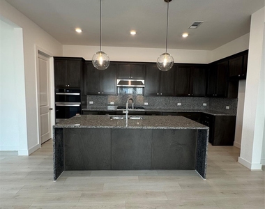 7259 Stillmeadow Grove Drive - Photo Thumbnail 29