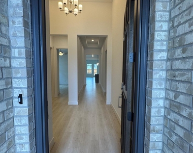 7259 Stillmeadow Grove Drive - Photo Thumbnail 18