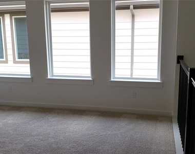 10611 Hidden Rock Drive - Photo Thumbnail 24