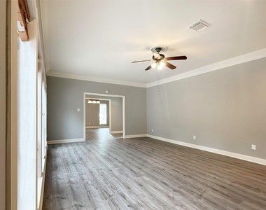 6806 Winkleman Road - Photo Thumbnail 8