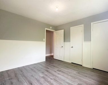 6806 Winkleman Road - Photo Thumbnail 18
