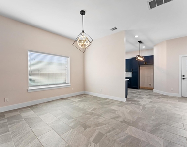 1908 Dismuke Street - Photo Thumbnail 16