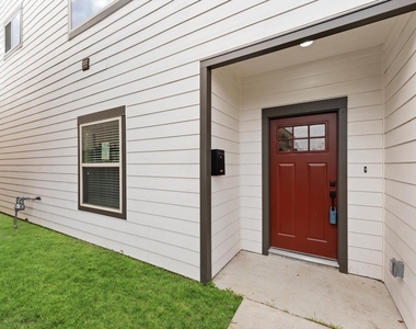 1908 Dismuke Street - Photo Thumbnail 37