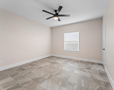 1908 Dismuke Street - Photo Thumbnail 25