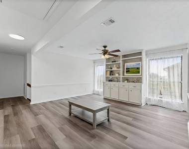 110 Shadow Wood Drive - Photo Thumbnail 24
