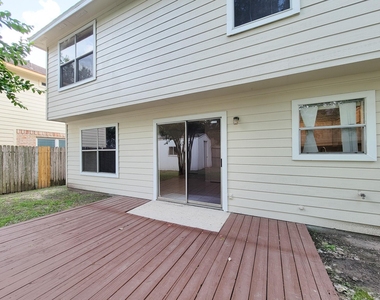 11810 Rolling Stream Drive - Photo Thumbnail 38