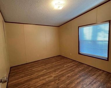 16870 Old Highway 105 E - Photo Thumbnail 6